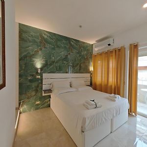 Kamer met een King Size Bed